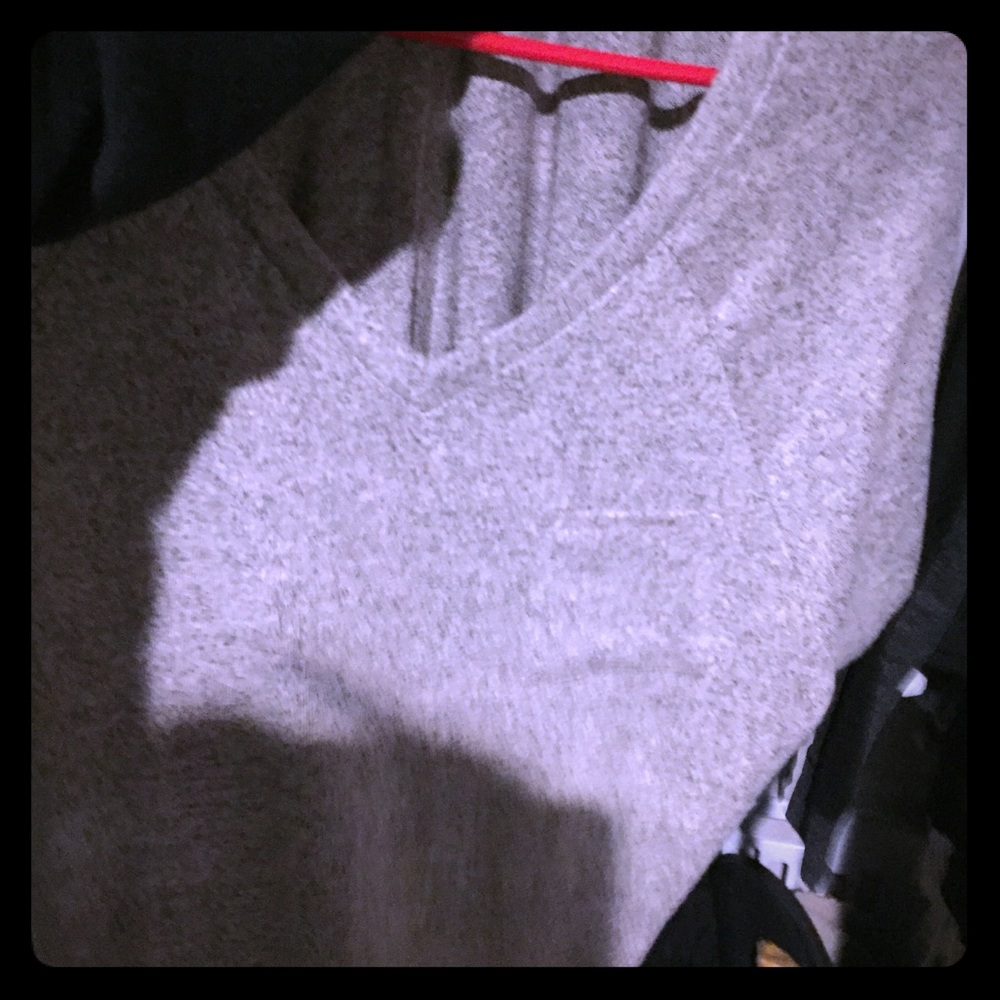 Grey soft quarter sleeve shirt